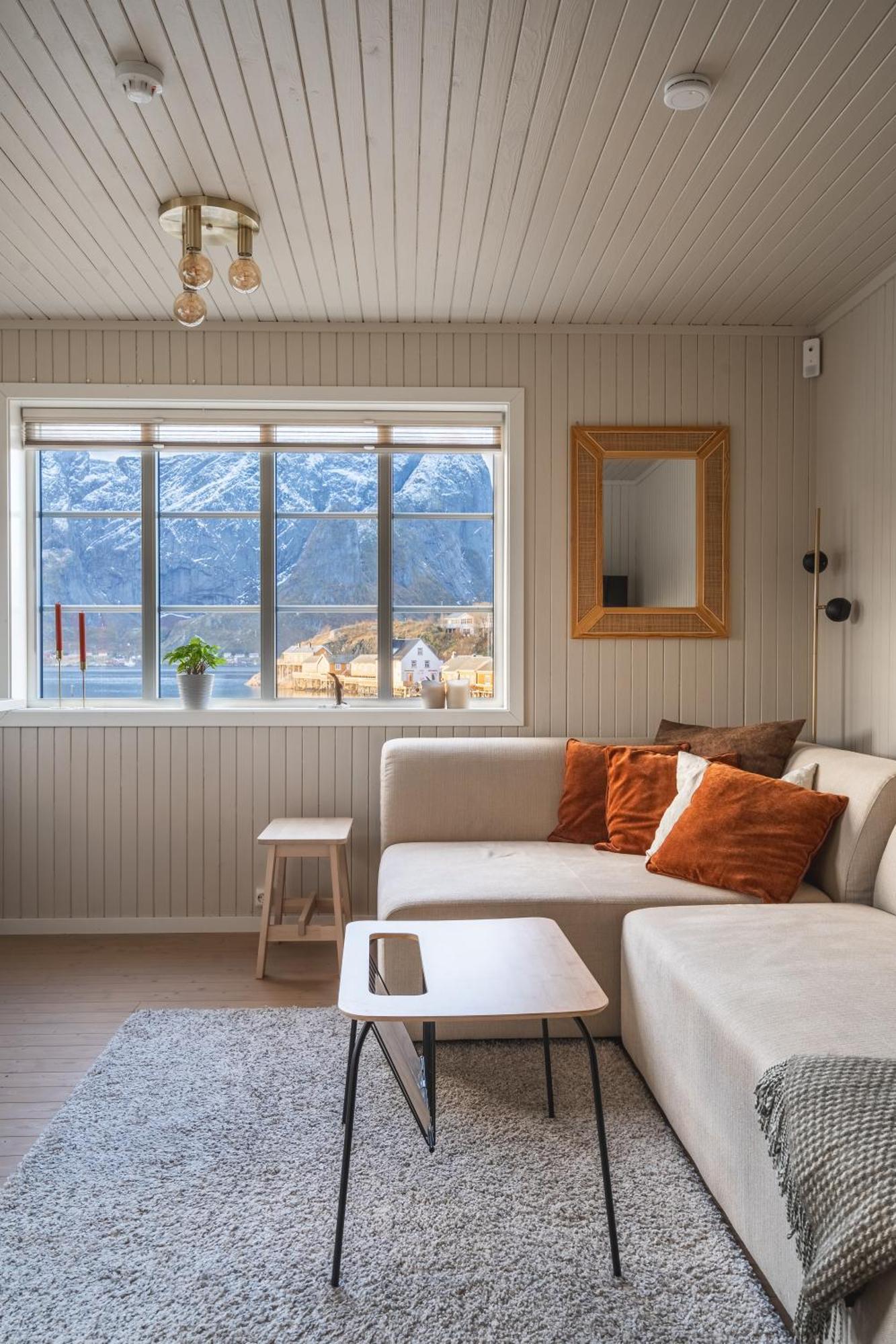 Ferienhaus Little White House *